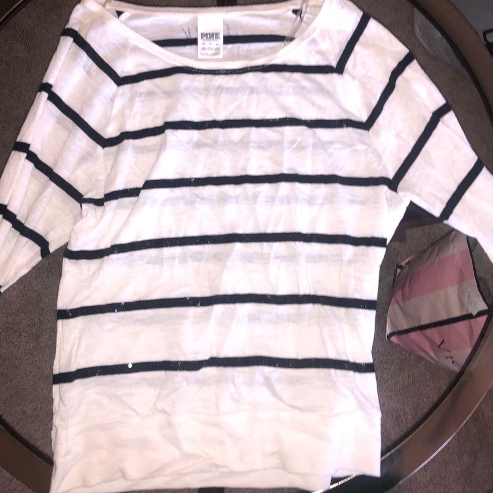 VS Pink Full-Sleeves